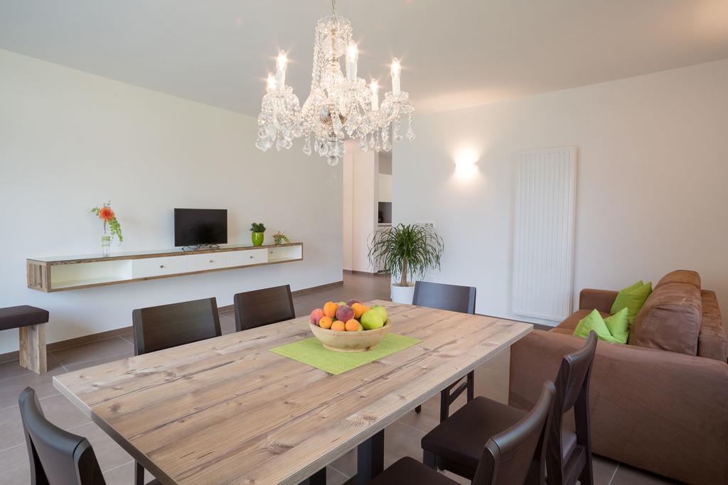 Ferienwohnungen Hochbrunner Terlano Extérieur photo