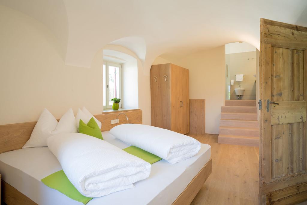 Ferienwohnungen Hochbrunner Terlano Extérieur photo