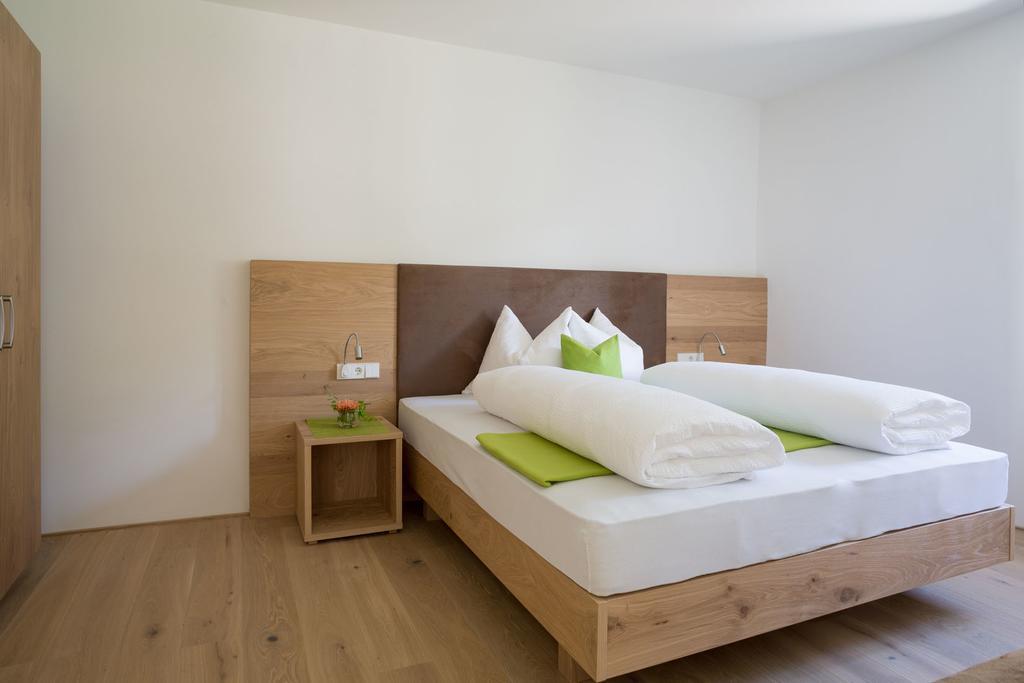 Ferienwohnungen Hochbrunner Terlano Extérieur photo