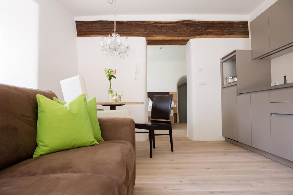 Ferienwohnungen Hochbrunner Terlano Extérieur photo