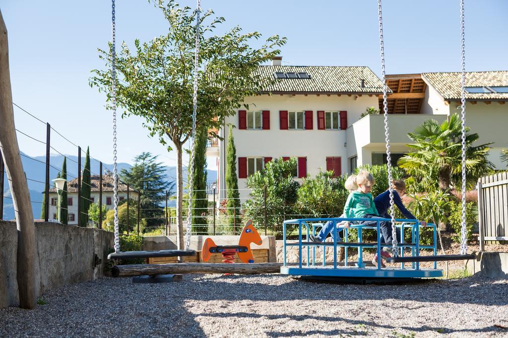 Ferienwohnungen Hochbrunner Terlano Extérieur photo